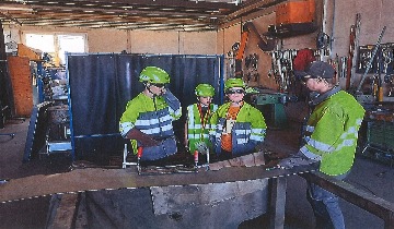 Der Ferienpass besucht die Hagedorn AG 